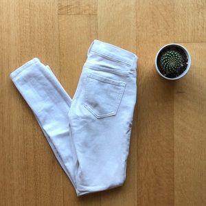 White Old Navy Rockstar Jeans